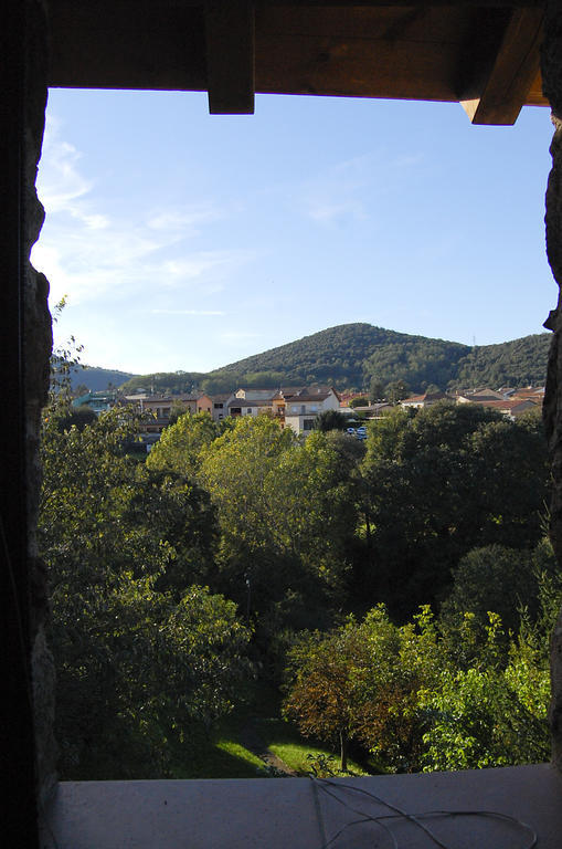 Can Salgueda Santa Pau Room photo